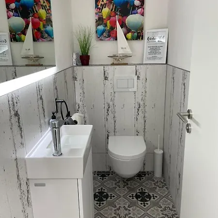 Mit Naturblick In Апартаменты Штутгарт