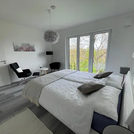 Mit Naturblick In Apartment *