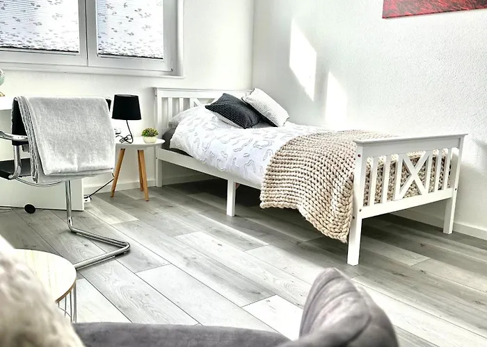 Mit Naturblick In * Stoccarda